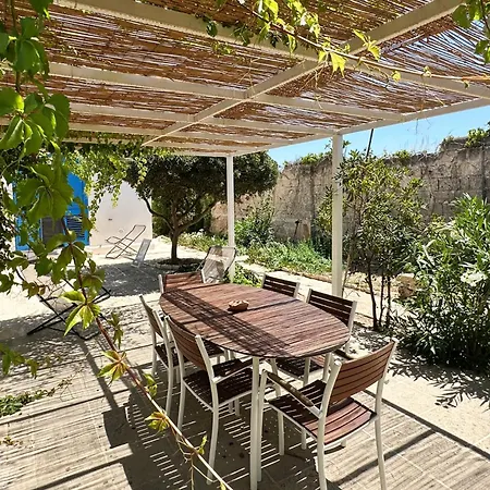 Villa Layla On The Torre Lapillo