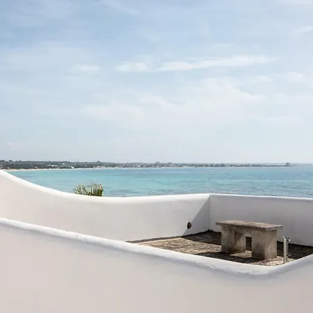 Villa Layla On The Torre Lapillo